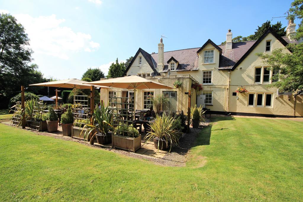 Plas Derwen Hotel Abergavenny Exterior photo